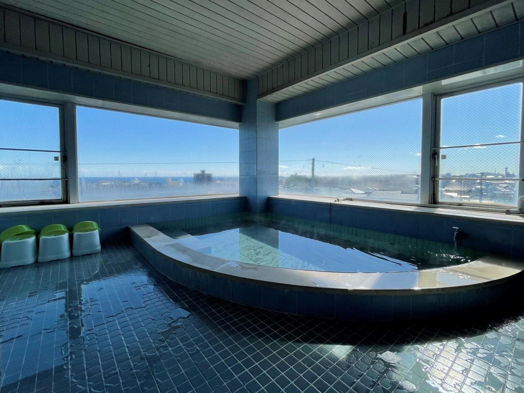 Hitachi Hotel Crane Dış mekan fotoğraf